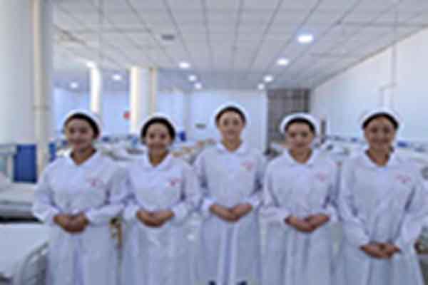 衛校學校招生條件？