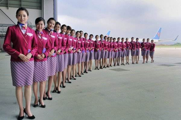 成都空乘學(xué)校哪個(gè)好？