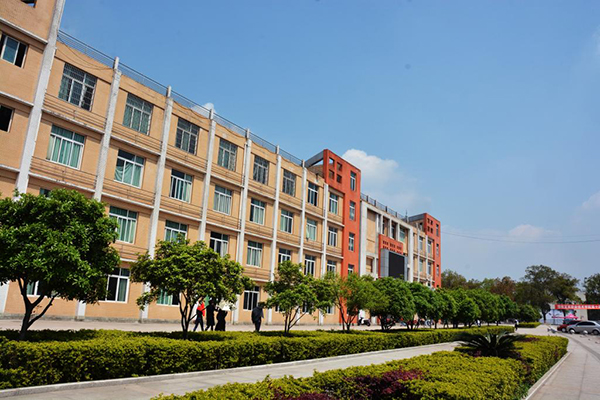宜賓職業(yè)高中那些好