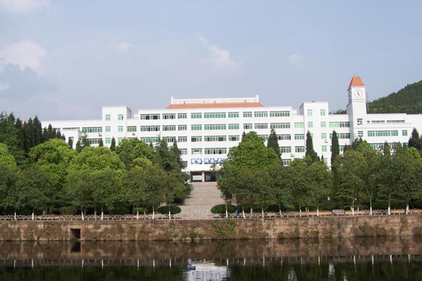 職業(yè)學(xué)校排名