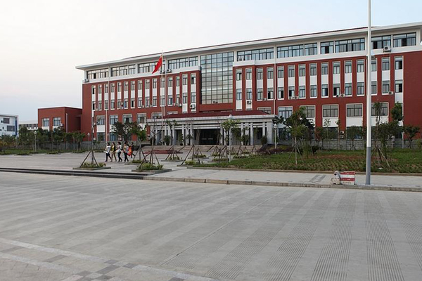 德陽職業學校排名