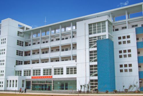  成都職業(yè)技術學校