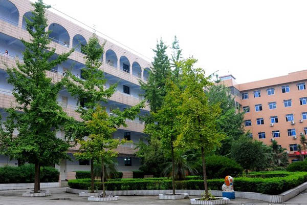 職業(yè)學(xué)校