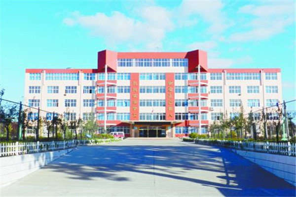 樂山醫(yī)藥科技學(xué)校