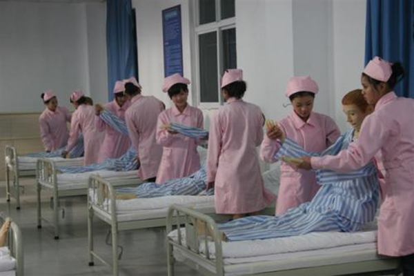 職業(yè)學(xué)校